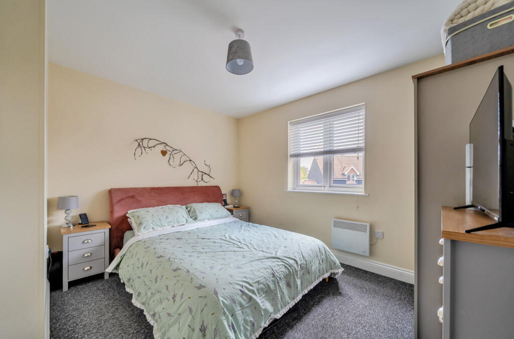 Apartment in Blunsdon St Andrew, Haydon Wick - View 4