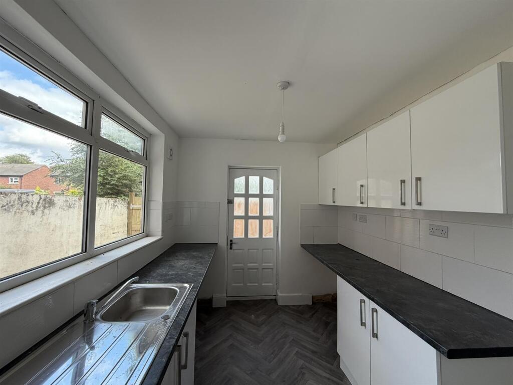 House in Hull - More