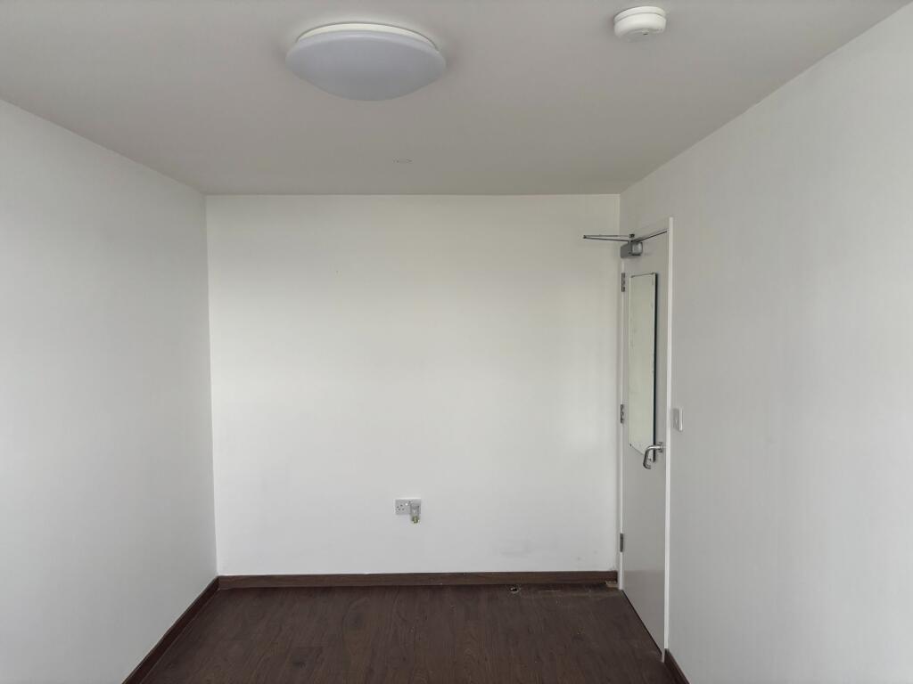 Apartment in Liverpool - View 4