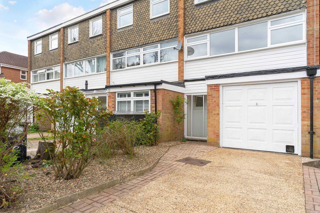 House in London, Purley - View 2