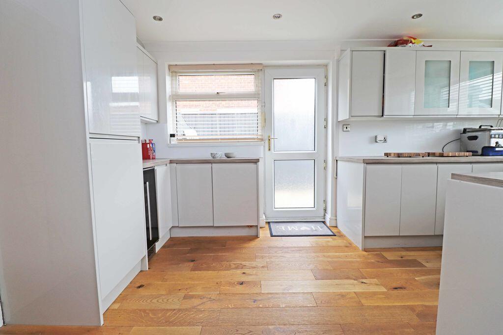 Sanctuary Way, Wybers, Grimsby photo 4