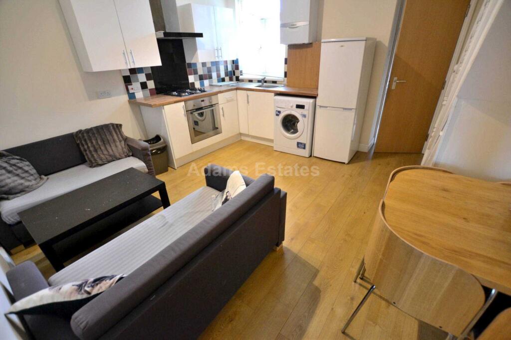 Apartment in Reading, Newtown