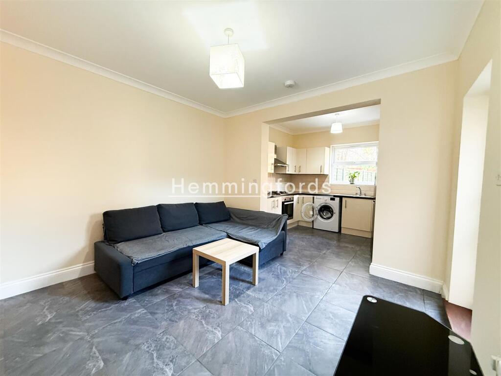 Main image of property: Perth Road, Wood Green, N22