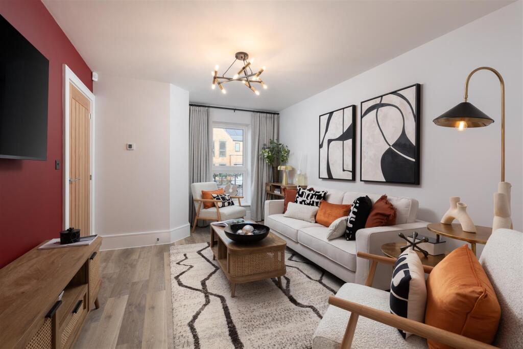 House in Rushcliffe, Radcliffe-on-Trent - View 2