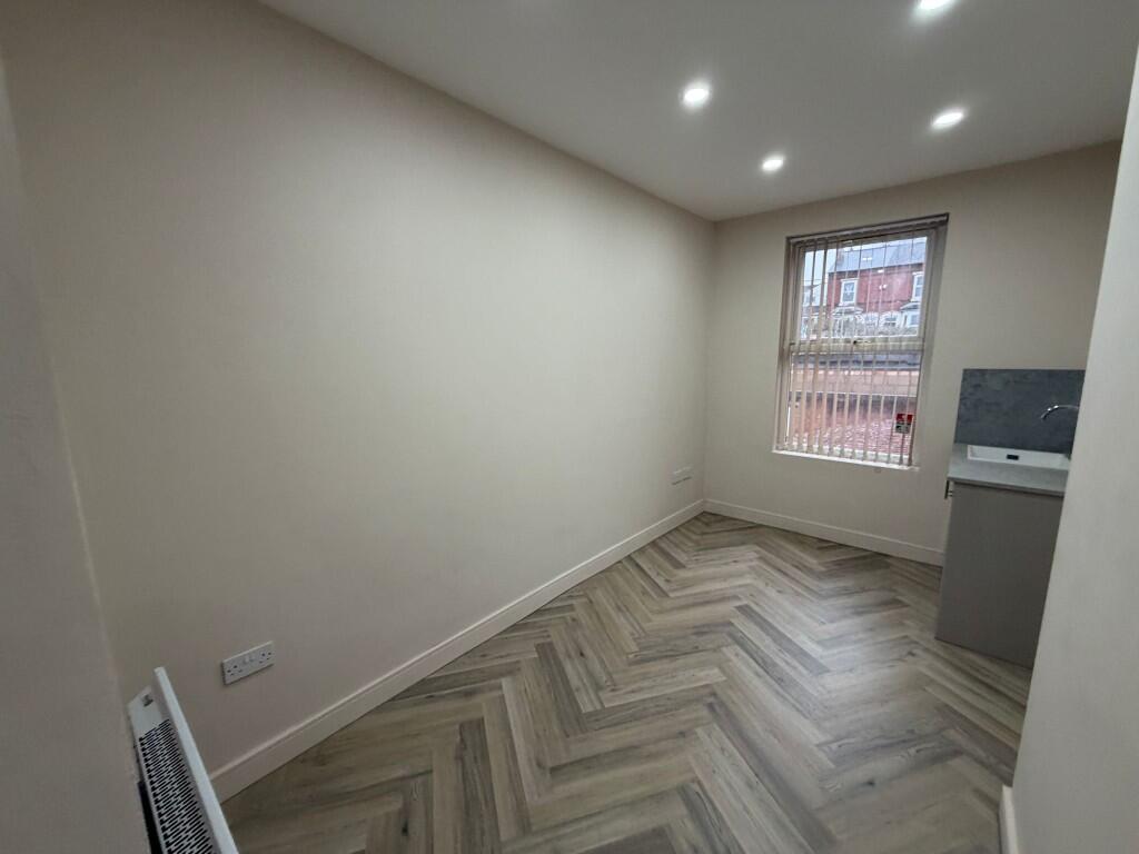 Additional image 4 of High Street, Smethwick, West Midlands, B66