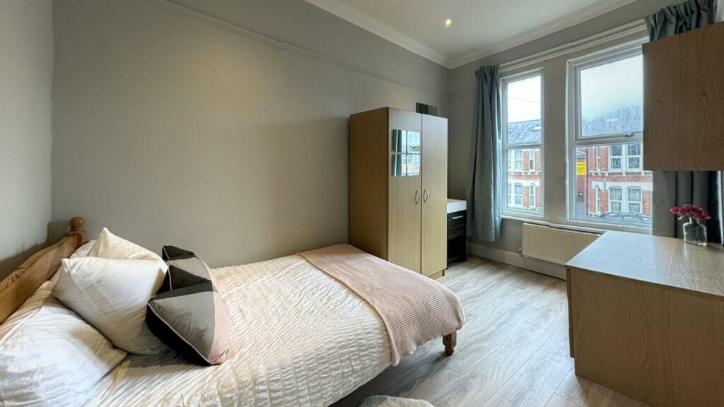 Main image of property: Carlton Road