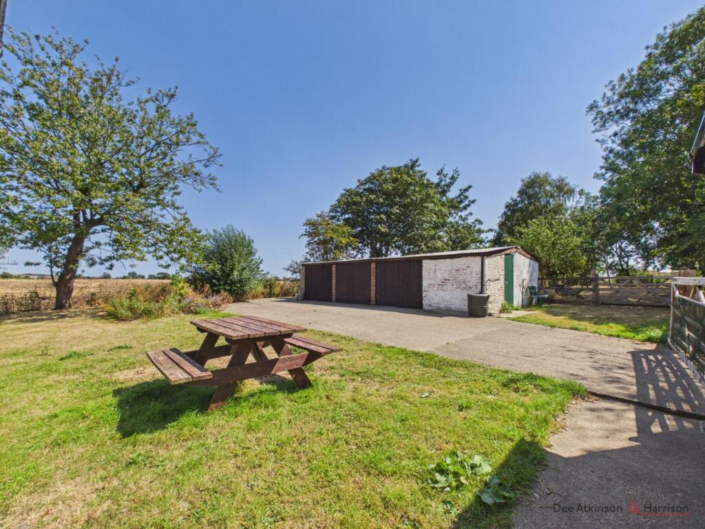 House in Burton Agnes, East Riding of Yorkshire - View 4