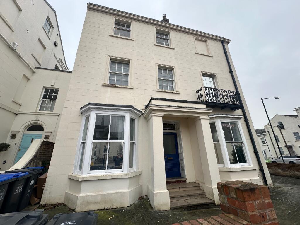 Main image of property: Flat 3, Dale Street, CV32 5HL