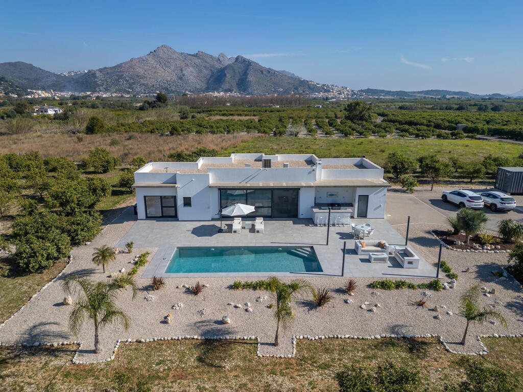 Main image of property: Valencia, Alicante, Tormos