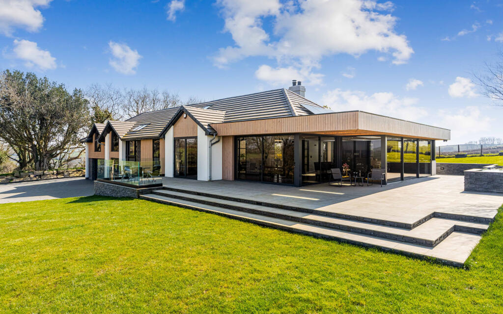 7-bed detached on Modbury, Ivybridge, £1,750,000