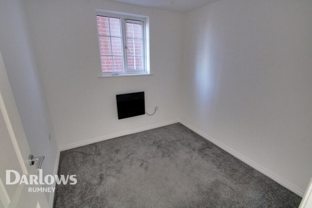 Apartment in Cardiff, St Mellons, Trowbridge - More