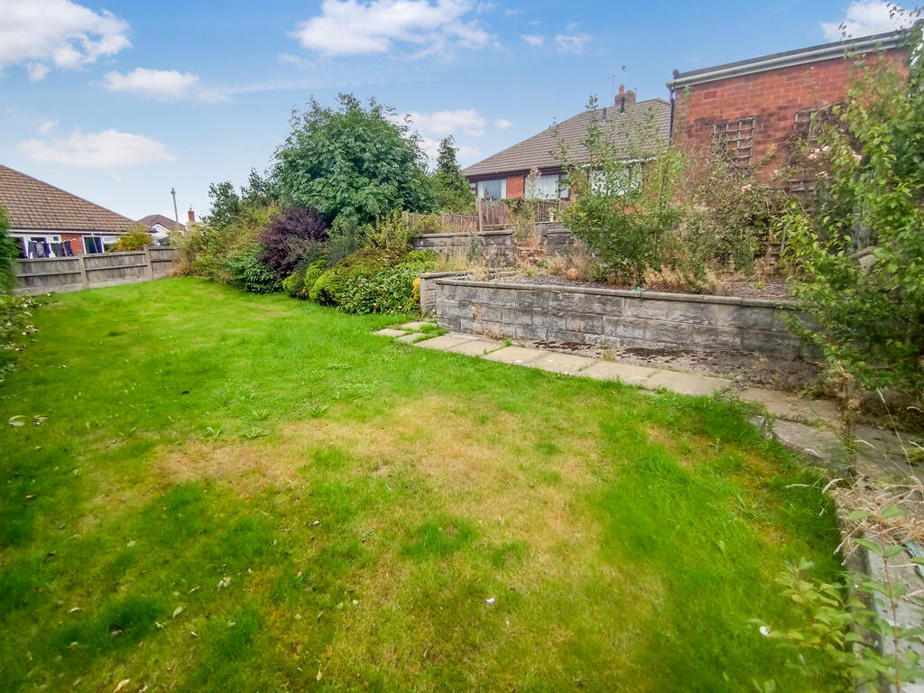 House in Stoke-on-Trent - View 4