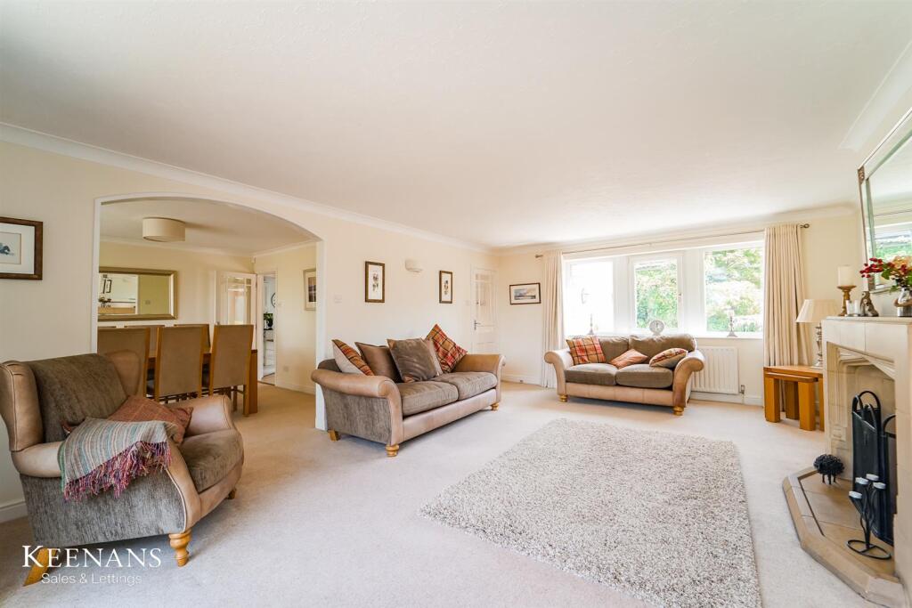 House in Blackburn - View 4