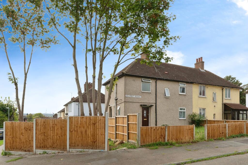 Hillcrest Avenue, Grays, Essex, RM20 photo 4