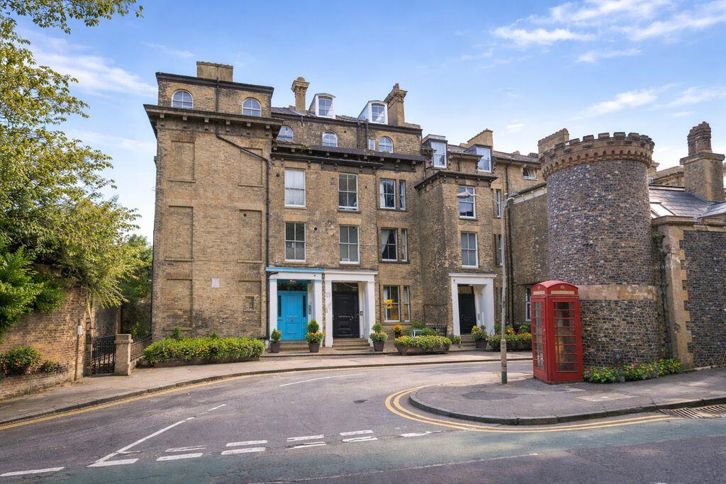 Main image of property: Victoria Park, Dover, CT16