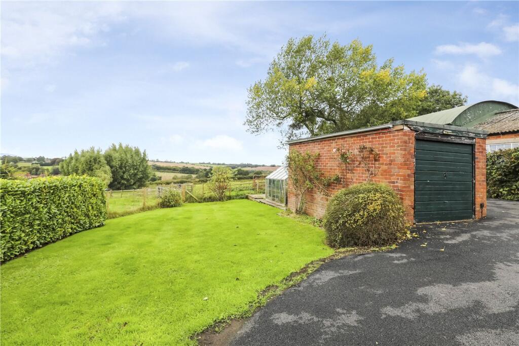 Porchbrook Road, Rock, DY14 photo 3