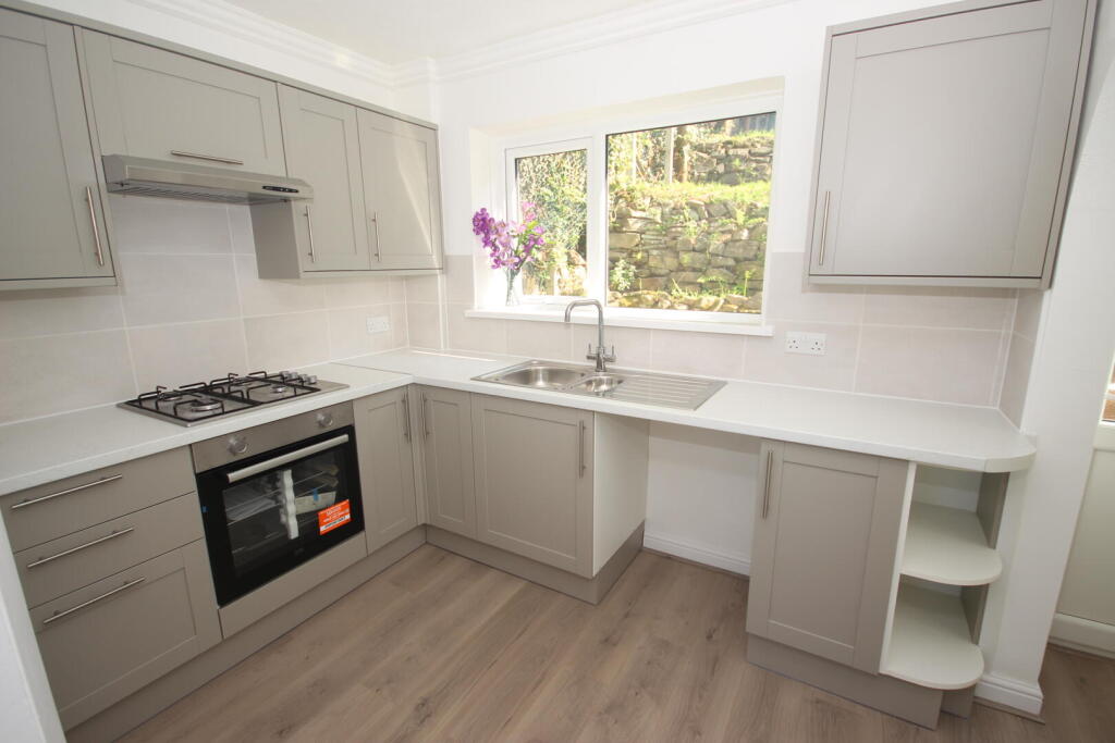 Cae Lewis, Tongwynlais, Cardiff photo 4