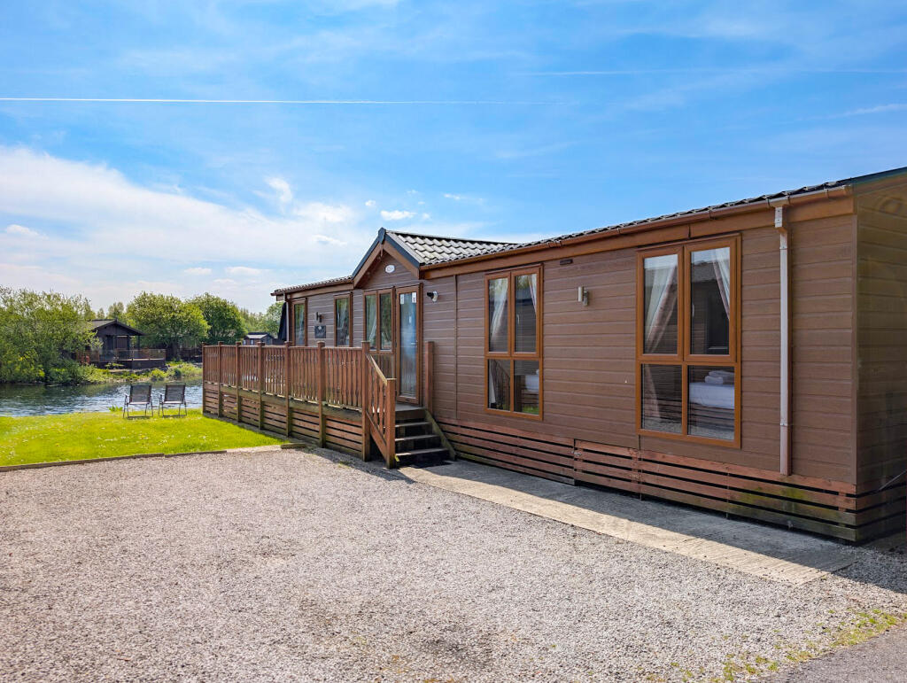 Private Sale - Capenwray 20 South Lakeland Leisure Village, Borwick Ln, Warton, Carnforth LA6 1BH photo 3