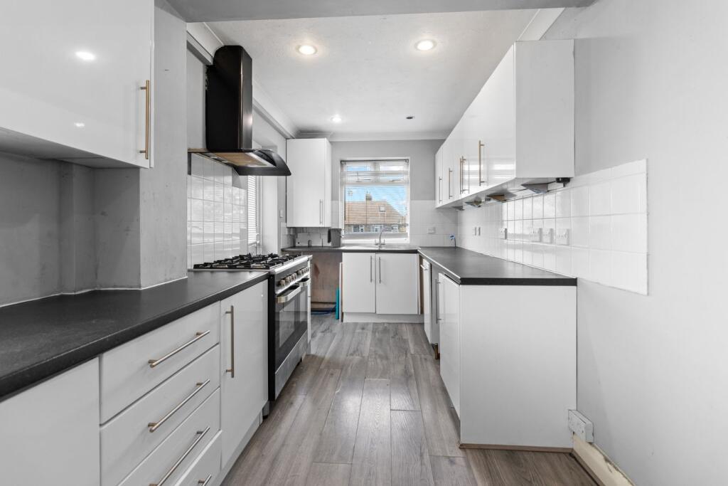 House in Eastbourne, East Sussex - View 3
