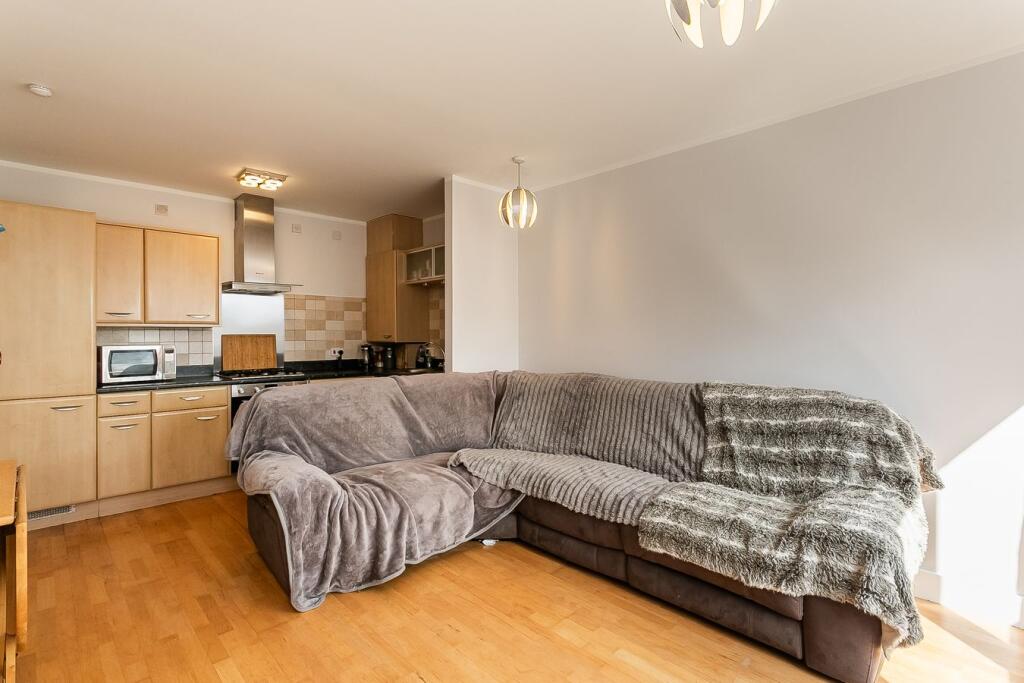 Apartment in Edinburgh, West Pilton/West Granton - View 4