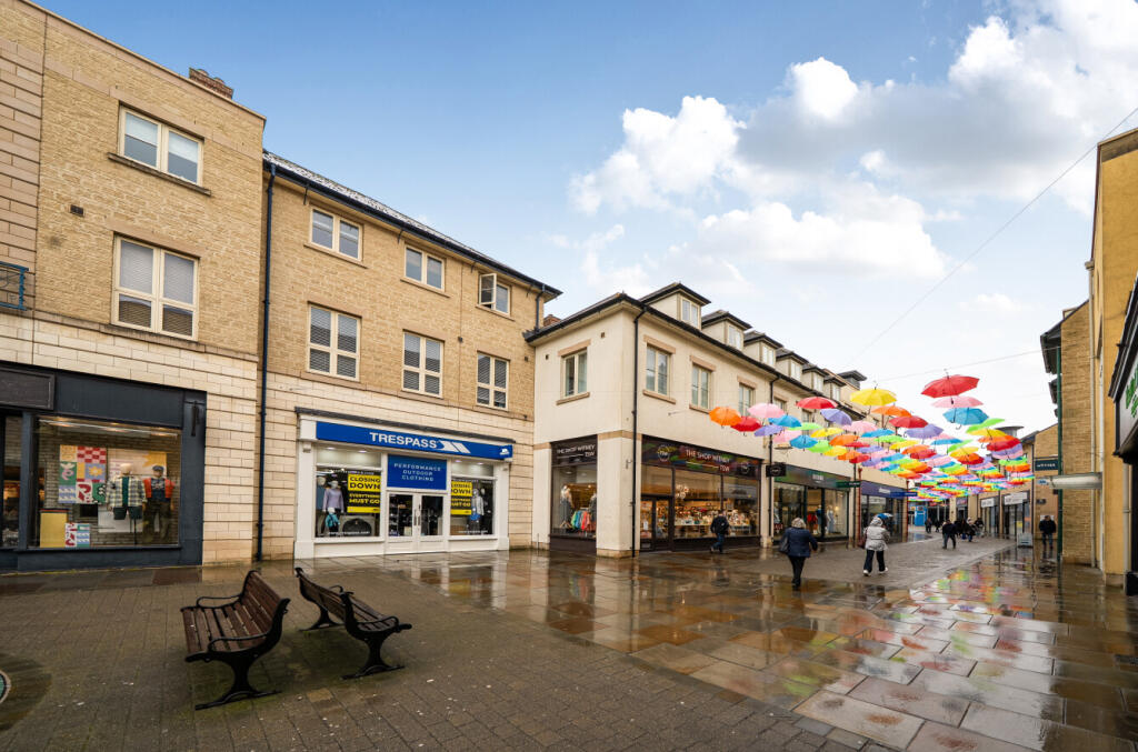 Main image of property: Marriotts Walk, Witney, Oxfordshire