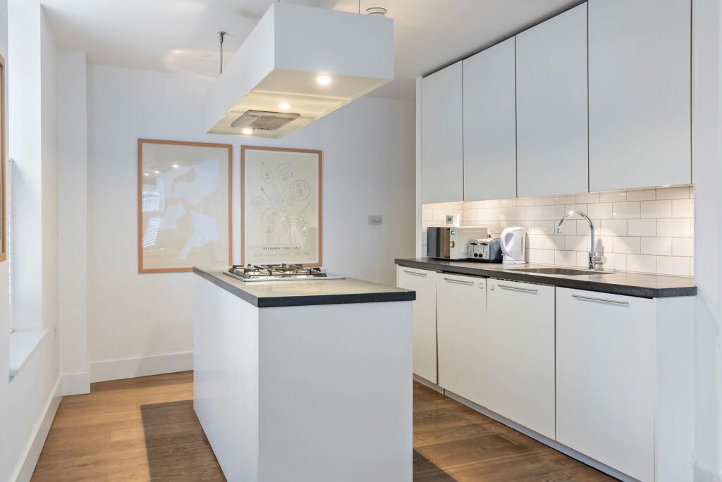 Felgate Mews, London, W6 photo 4