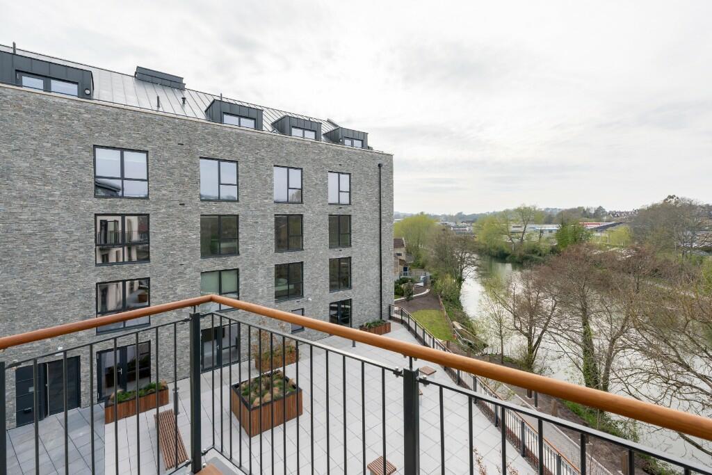 Main image of property: 10 The Stone Works