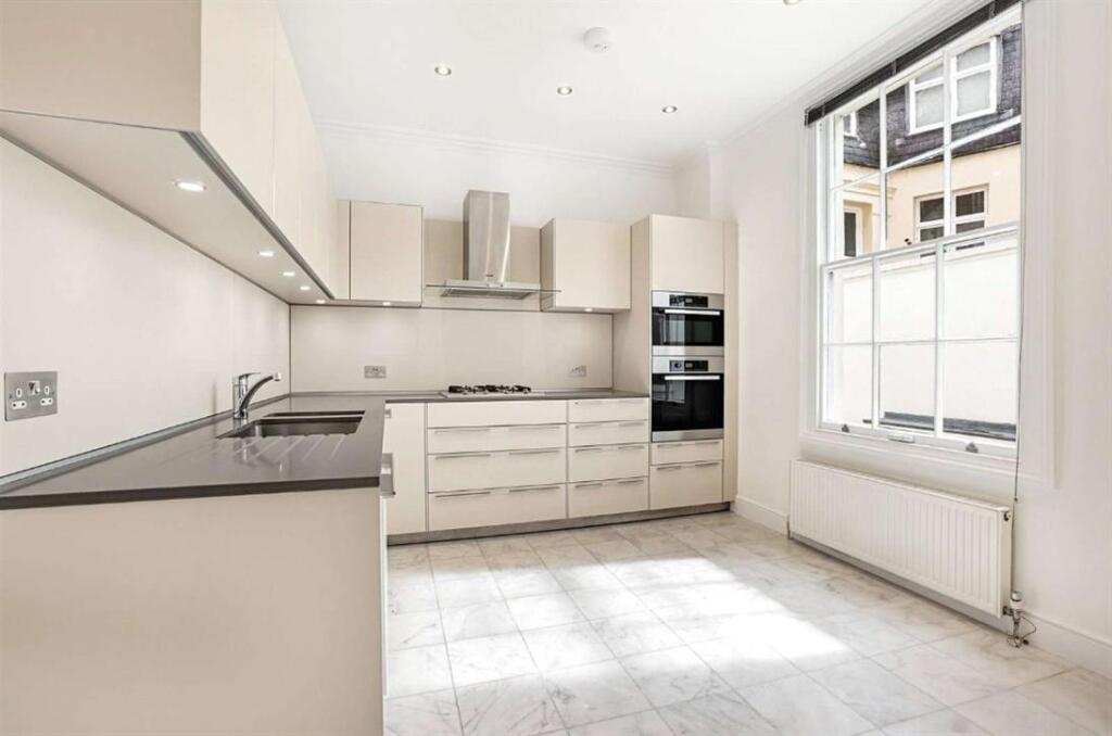 Apartment in London, Belgravia - View 4