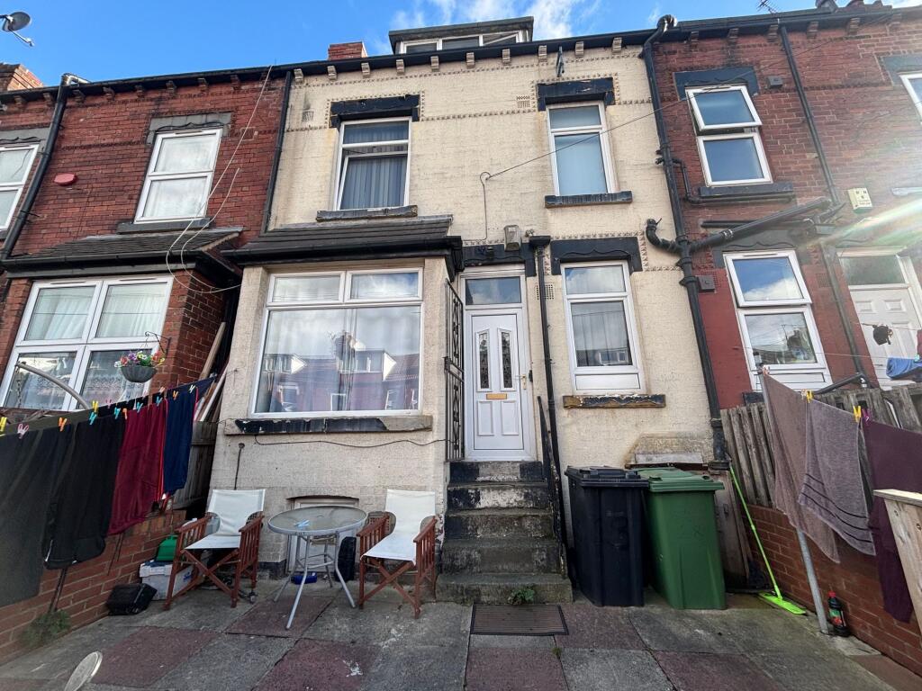 House in Leeds - View 5