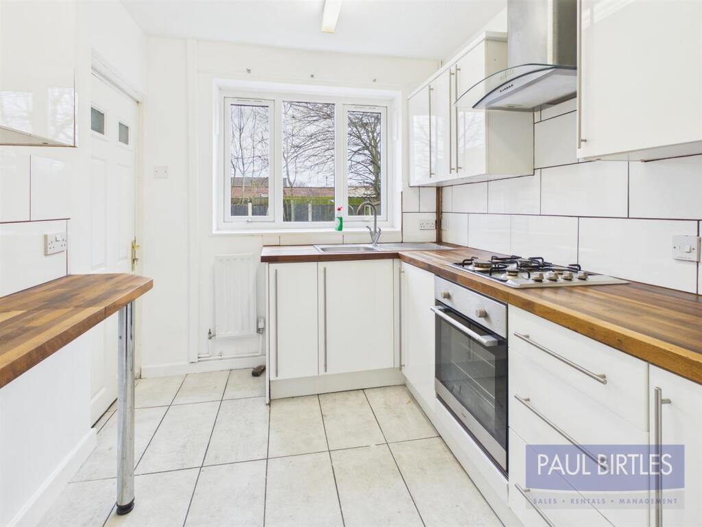 Tuffley Road, Wythenshawe, Manchester, M23 2SS photo 4