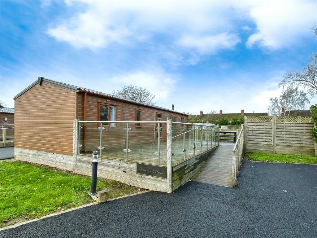 3-bed house on Colliery Lane, Linton, Swadlincote, Derbyshire, DE12, £139,000
