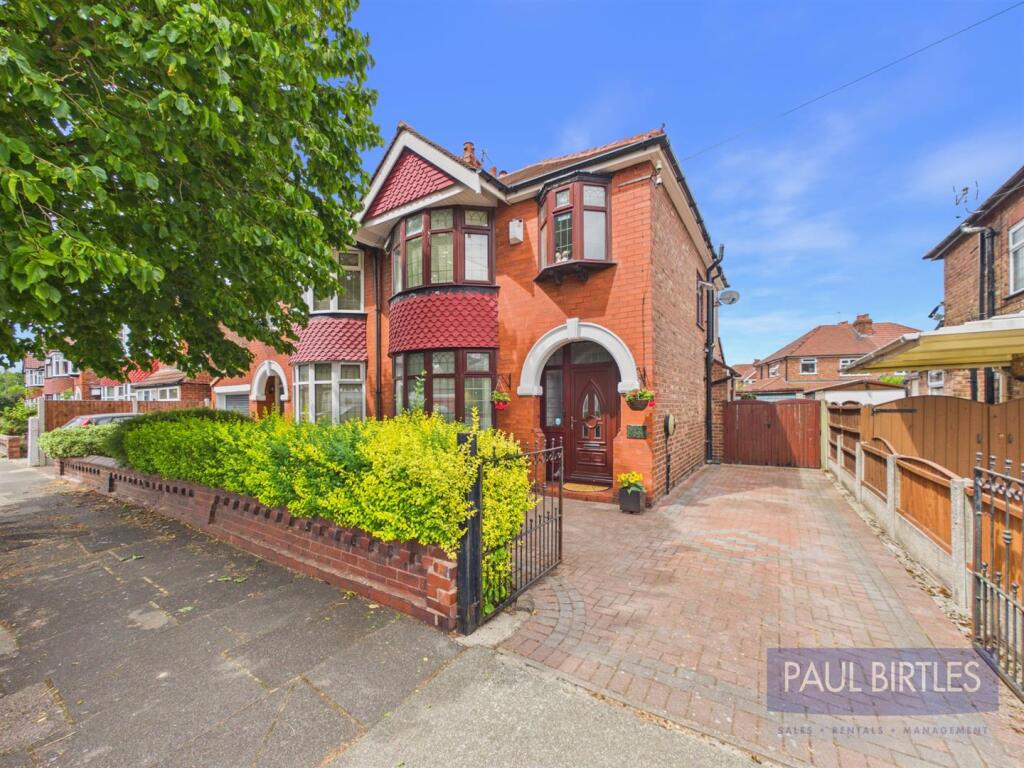 Main image of property: Bradfield Road, Stretford, Manchester, M32 9LE