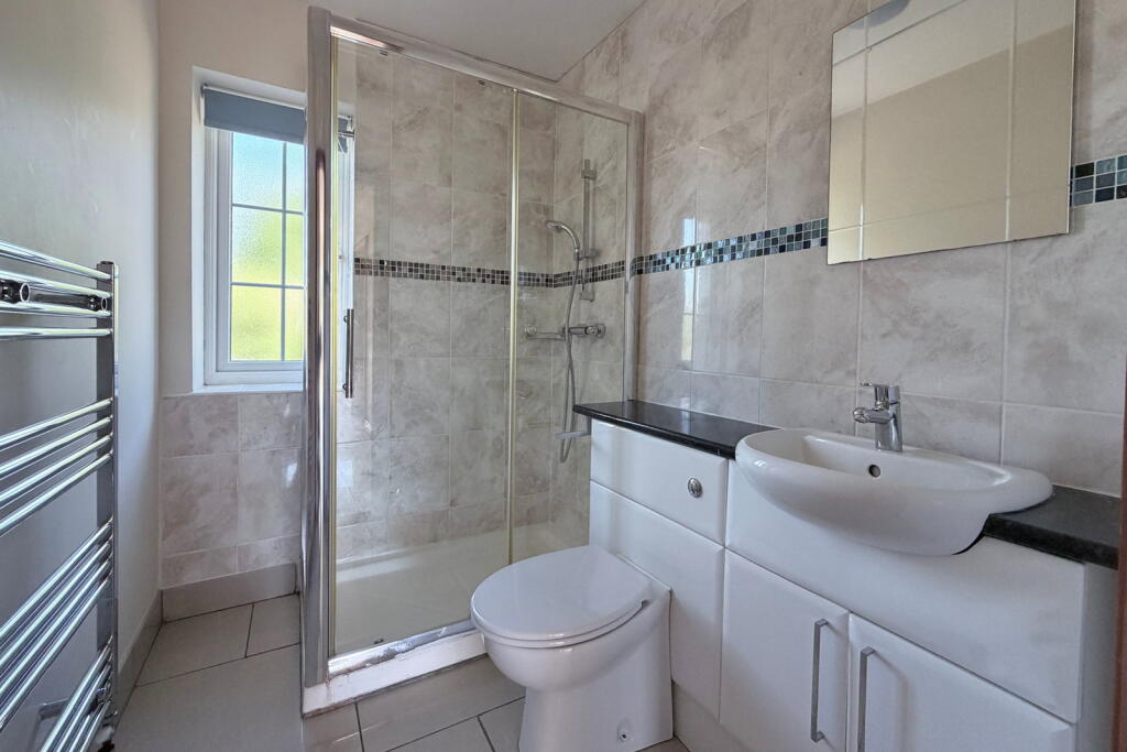 House in Bathampton, Bath and North East Somerset - More