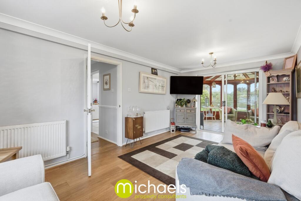 Dinants Crescent, Marks Tey, Colchester, CO6 photo 3