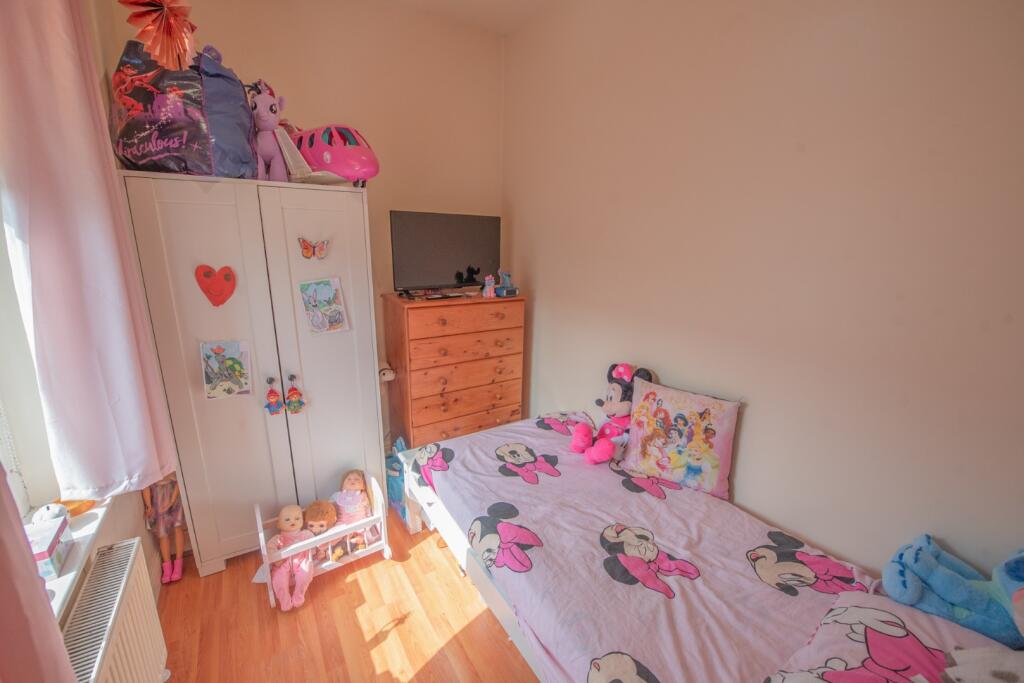 39 Thornton Street, Skipton BD23 1ST - More