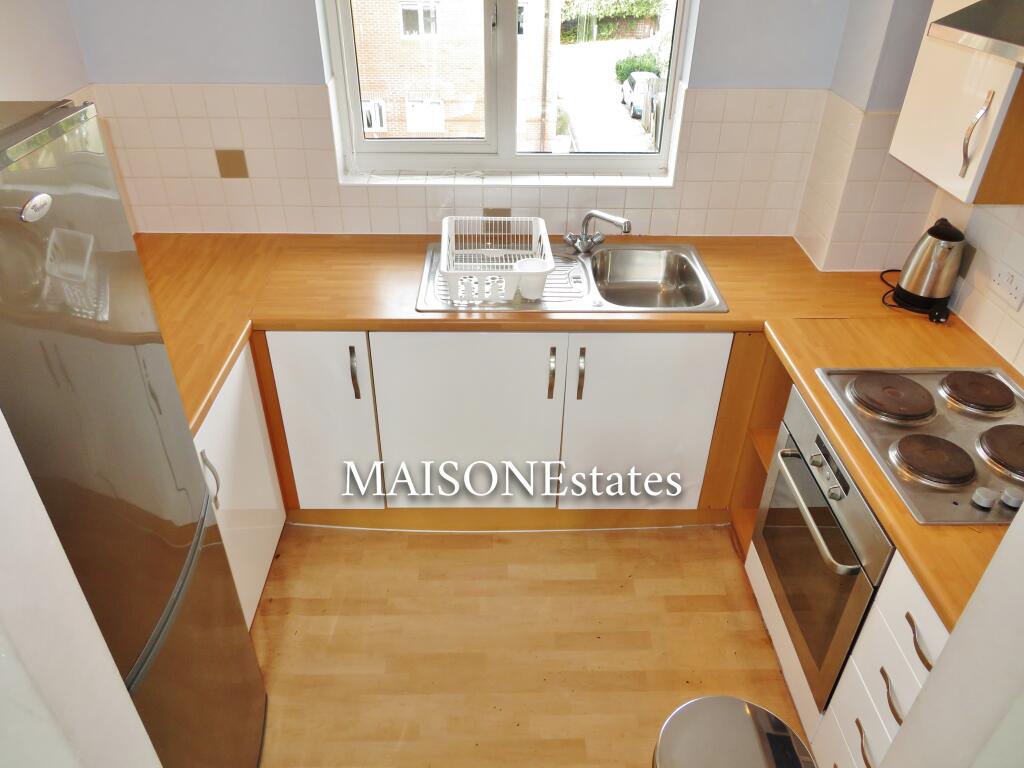 Apartment in Coventry - More