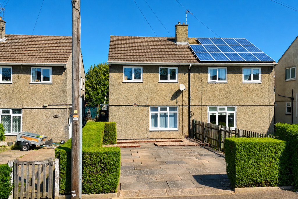 Main image of property: Scotswood Crescent, Leicester, Leicestershire
