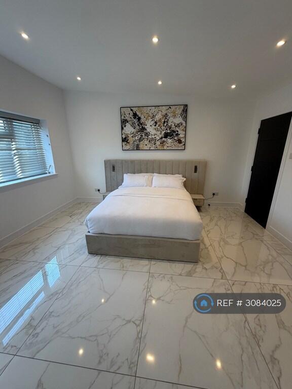 2 bedroom detached house for rent