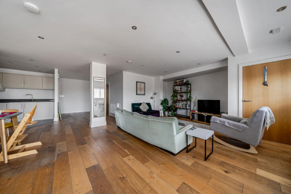 Apartment in London - View 4
