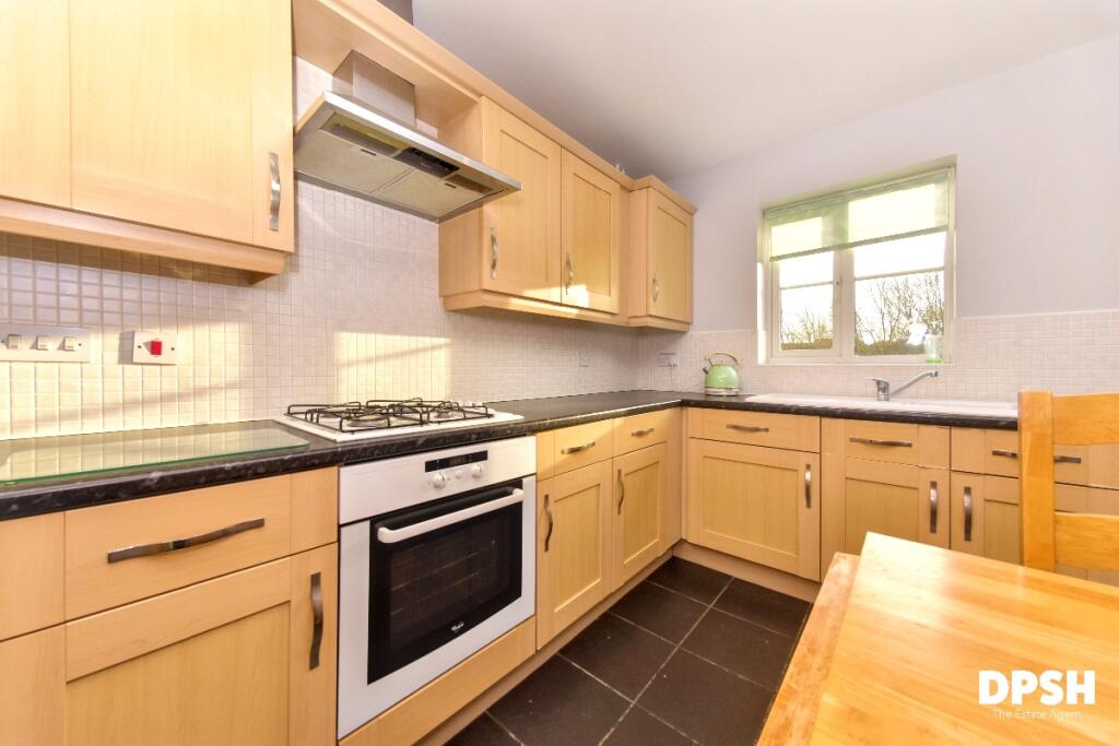 Digpal Road, Churwell photo 4