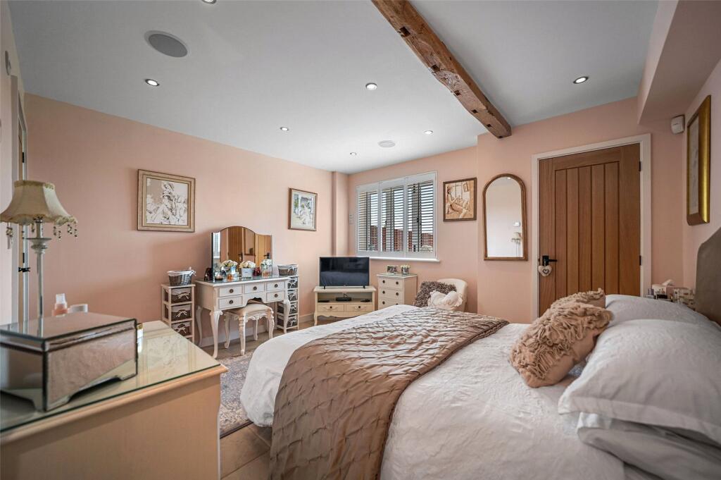 House in Cambridge - View 5