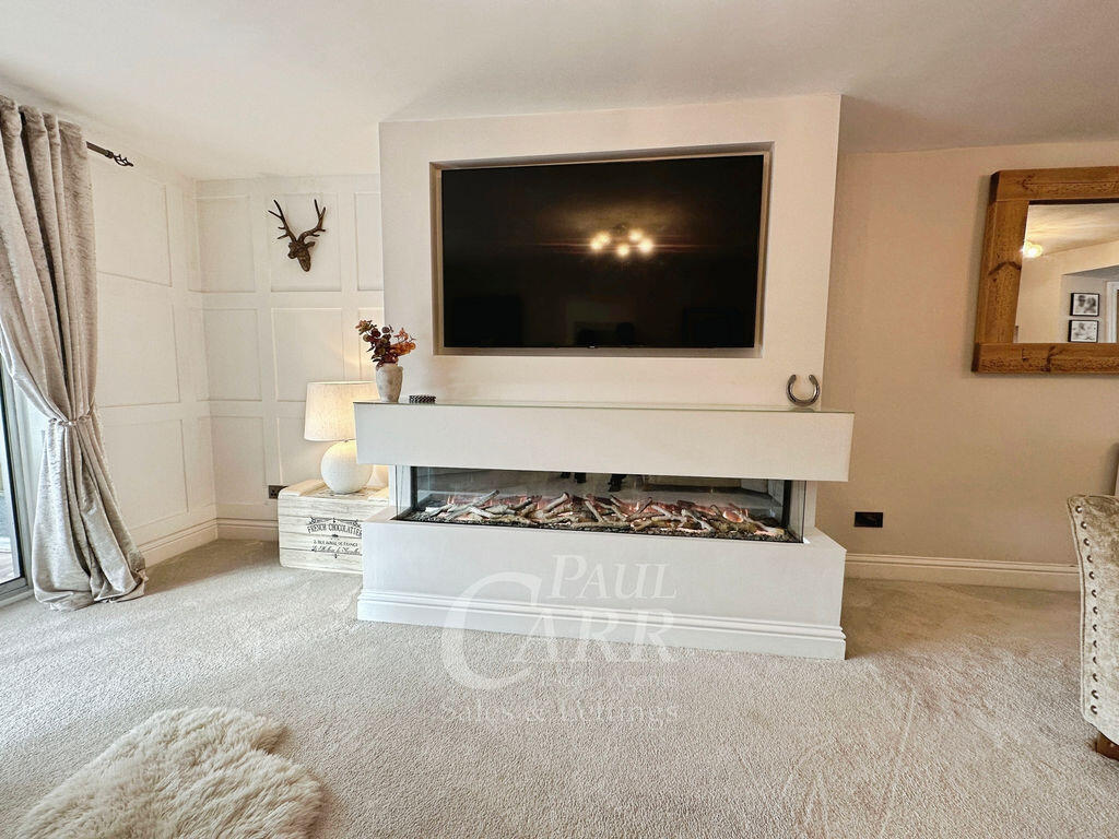 House in Lichfield, Shenstone - View 4