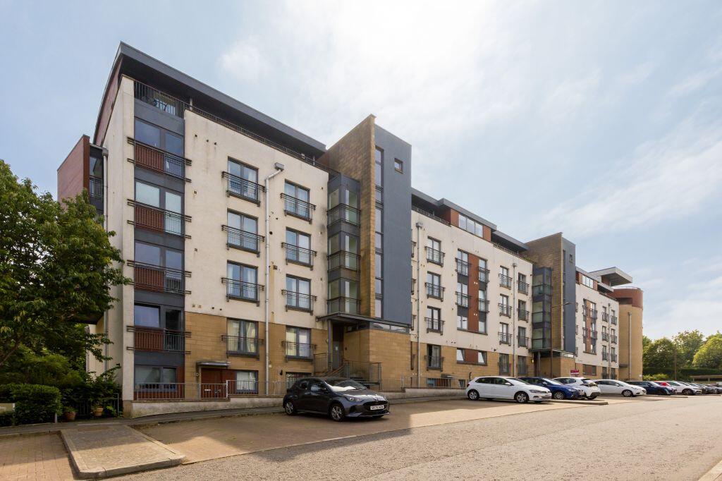 Main image of property: 11/6 East Pilton Farm Rigg, EH5 2GE