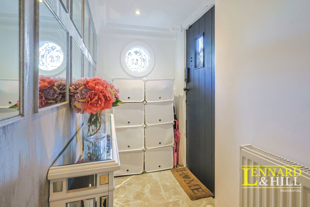 Coote Road, Dagenham, RM8 3EA photo 2