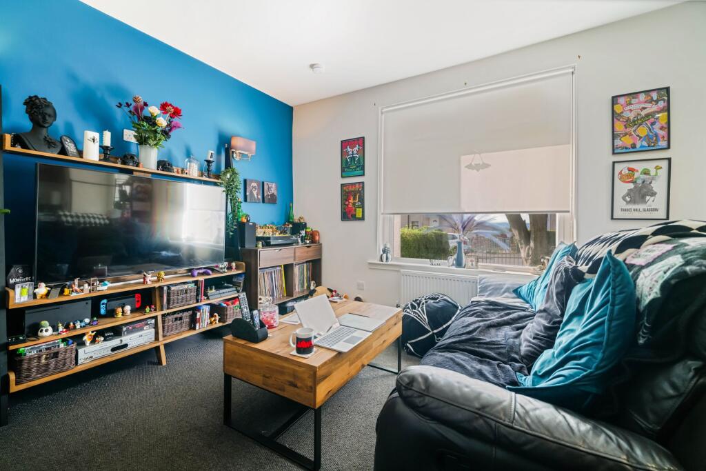 Apartment in Glasgow - View 3