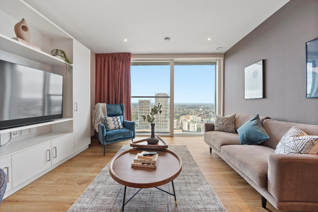 Main image of property: Hightail Point