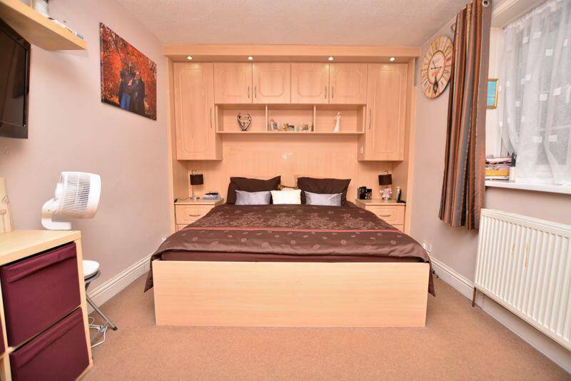 2 bedroom semi-detached house for rent