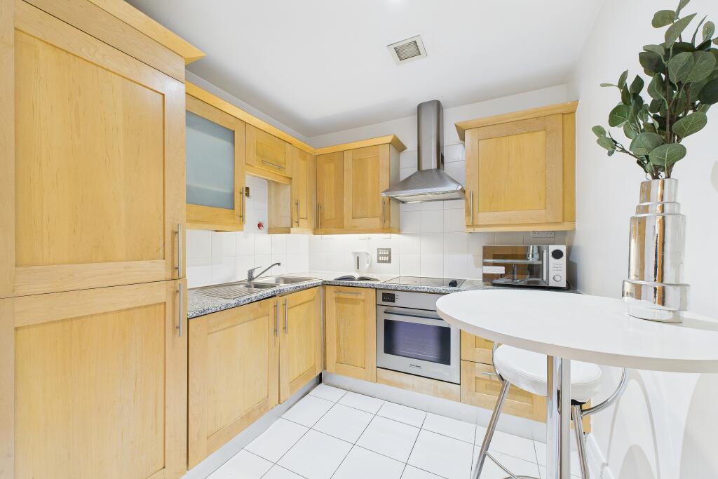 Apartment in London, South Bank, Waterloo - View 5