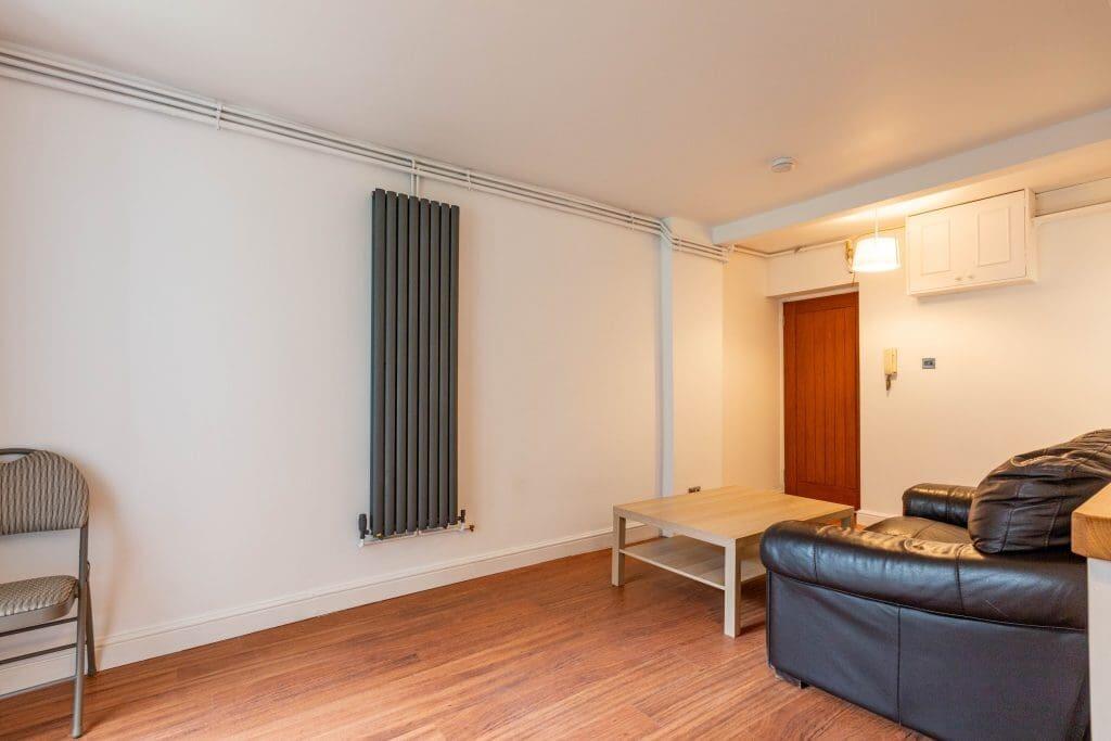 Apartment in Edinburgh - View 3