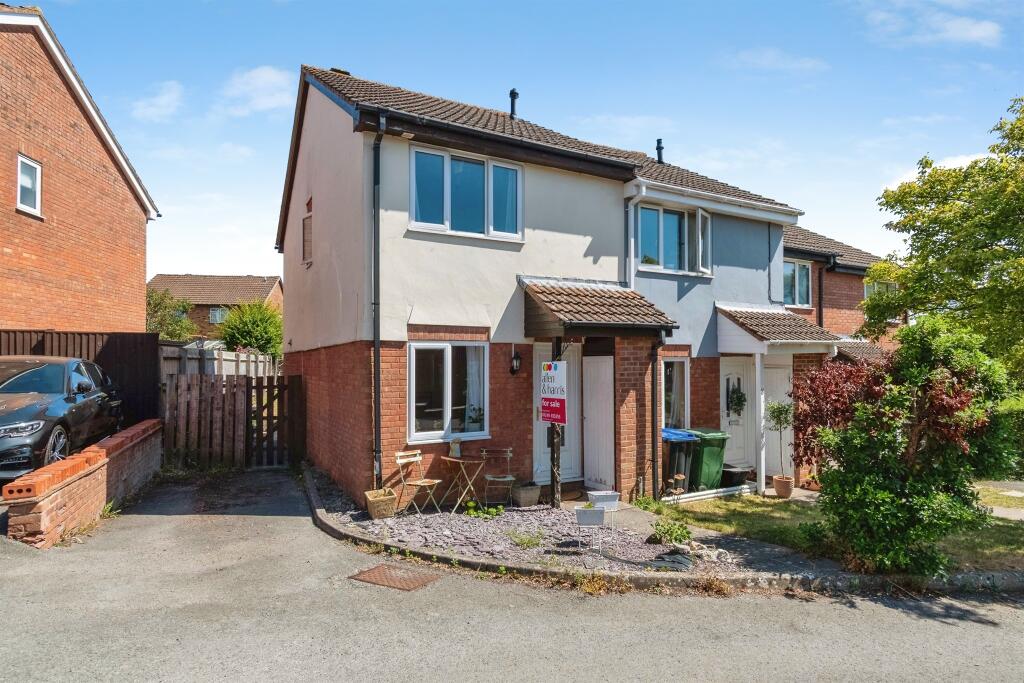 Main image of property: Lysley Close, Chippenham